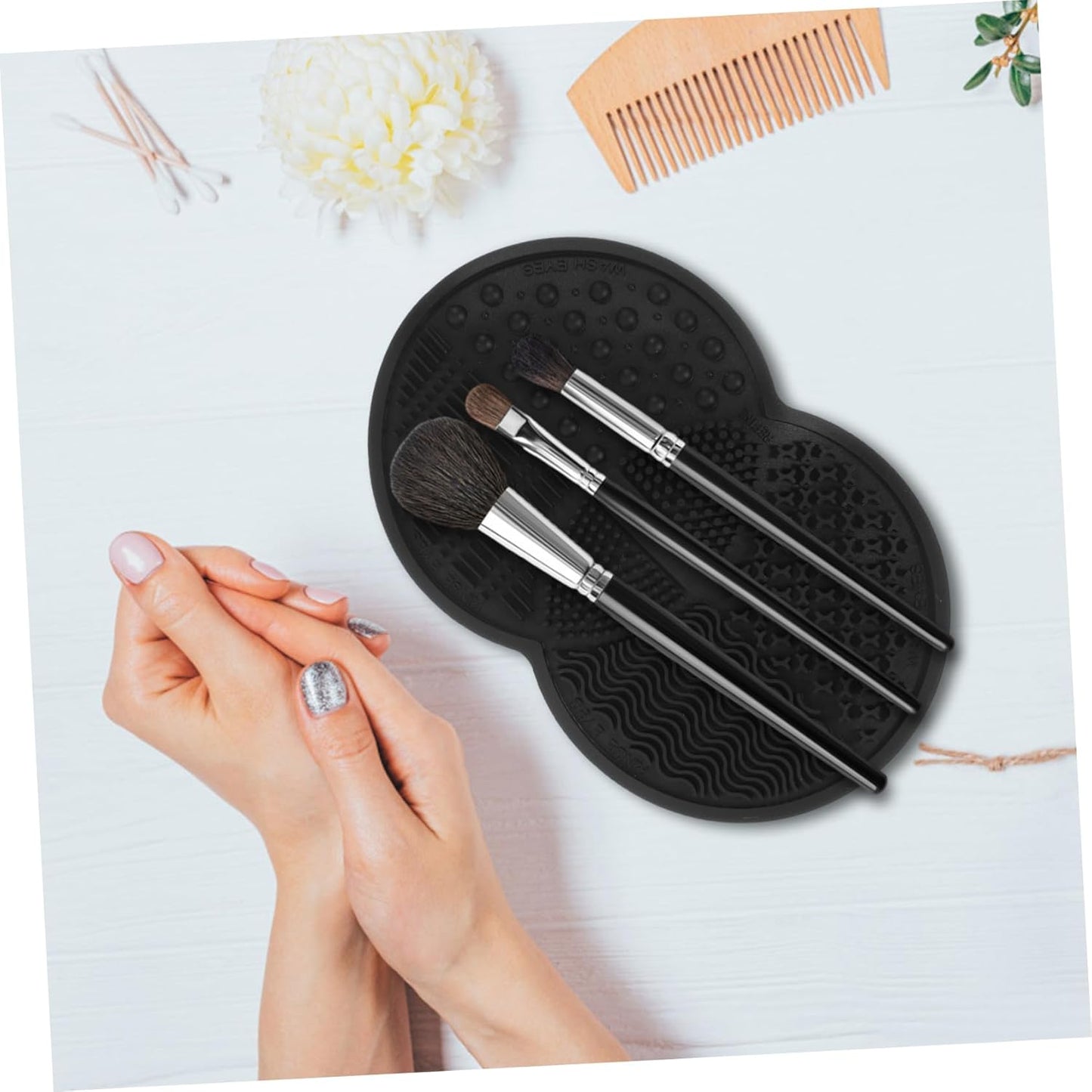 Makeup Brush Cleaner Silicone Brush Cleaning Pad Makeup Tool Cleaning Pad Makeup Tool Cleaner Pad Makeup Brush Cleaning Pad Cleaning Bowl Make Up
